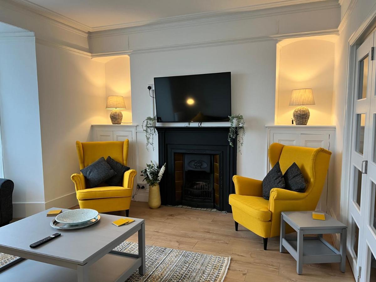 Heathcliff - 5 Bedroom House In Town Centre Tenby Eksteriør billede