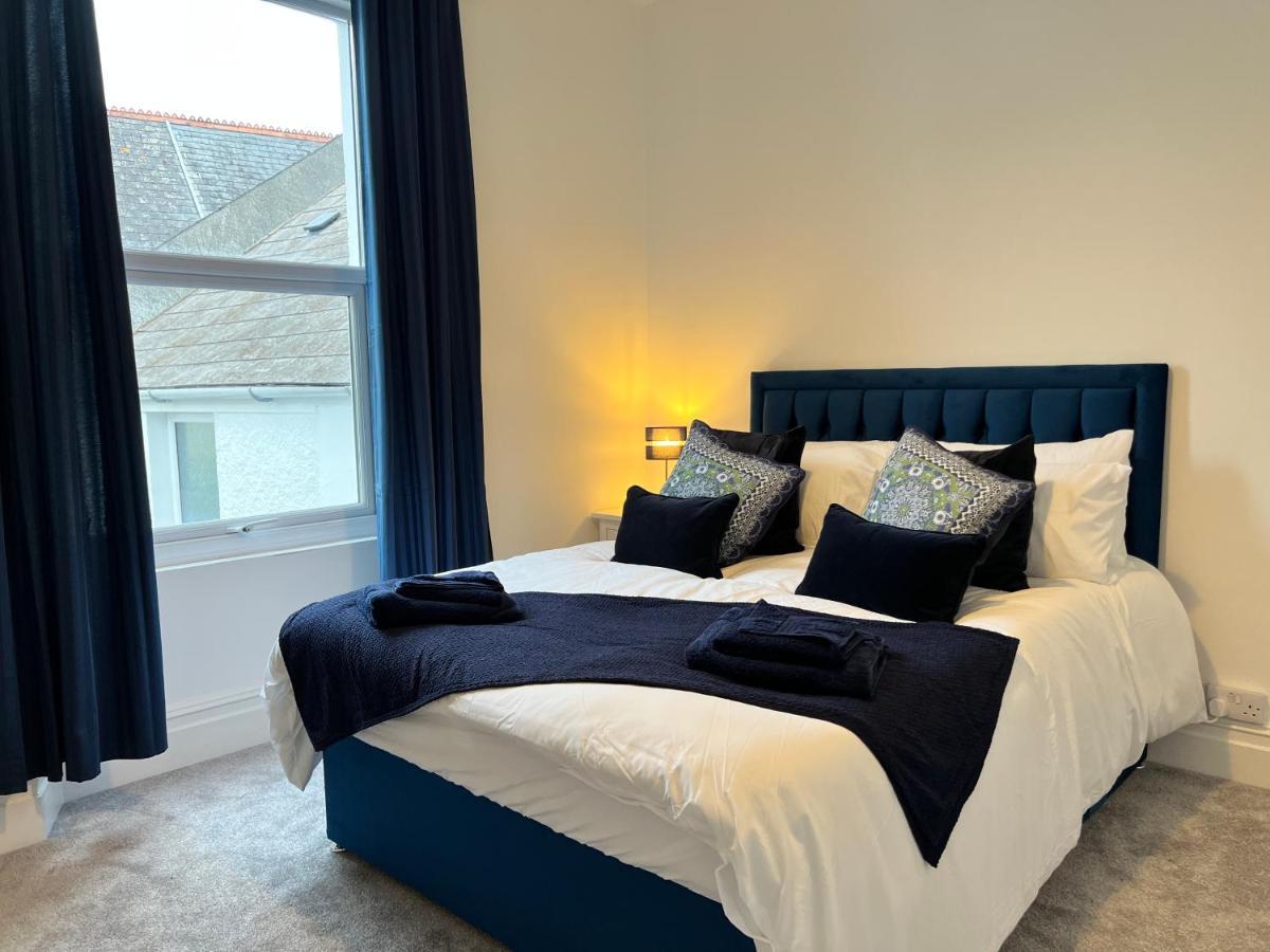 Heathcliff - 5 Bedroom House In Town Centre Tenby Eksteriør billede