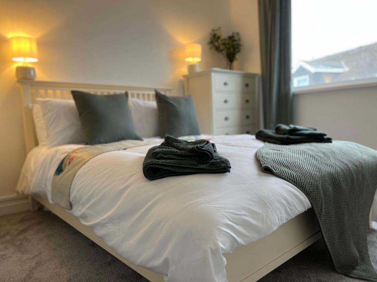 Heathcliff - 5 Bedroom House In Town Centre Tenby Eksteriør billede